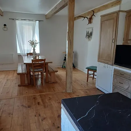 Feriehus Maison De Village 10 Personnes *