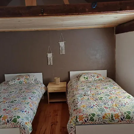 Maison De Village 10 Personnes Feriehus