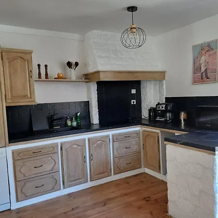 Maison De Village 10 Personnes